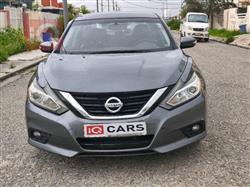 نيسان ألتيما